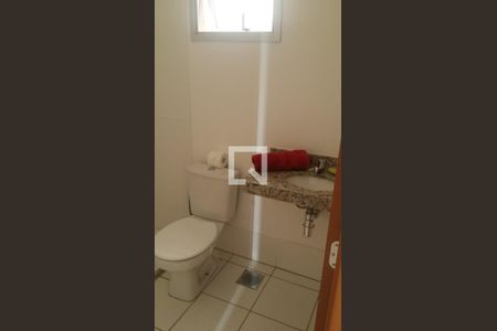 Banheiro de apartamento para alugar com 2 quartos, 70m² em Vila Cruzeiro do Sul, Aparecida de Goiânia