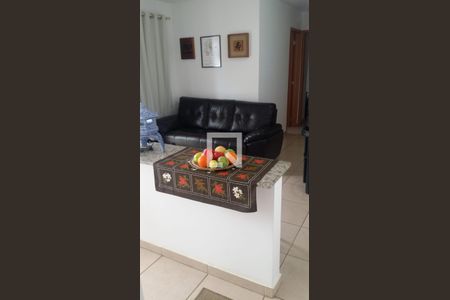 Sala de apartamento para alugar com 2 quartos, 70m² em Vila Cruzeiro do Sul, Aparecida de Goiânia