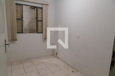 Quarto 3 de casa para alugar com 3 quartos, 100m² em Jardim Palmira, Guarulhos