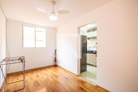 Sala de apartamento à venda com 2 quartos, 43m² em Conceicao, Osasco