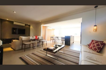 Sala de casa de condomínio à venda com 3 quartos, 125m² em Vila Brandina, Campinas