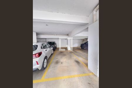 Garagem de apartamento para alugar com 3 quartos, 120m² em Buritis, Belo Horizonte