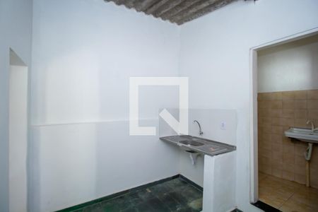 Cozinha de casa à venda com 1 quarto, 50m² em Bonfim, Belo Horizonte