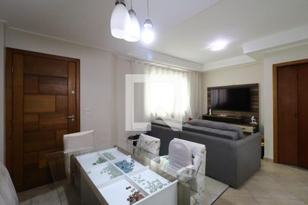 Sala de casa de condomínio à venda com 2 quartos, 132m² em Vila Príncipe de Gales, Santo André