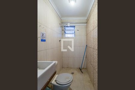 Banheiro de casa para alugar com 1 quarto, 40m² em Piratininga, Osasco