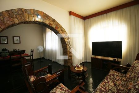 Sala de casa à venda com 4 quartos, 298m² em Irajá, Rio de Janeiro