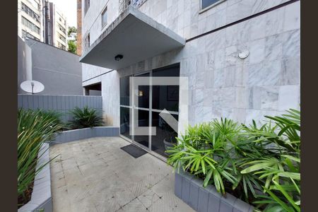 Entrada de apartamento à venda com 2 quartos, 70m² em Santa Lúcia, Belo Horizonte