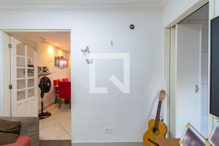 Sala de casa de condomínio para alugar com 3 quartos, 100m² em Jardim Barbacena, Cotia