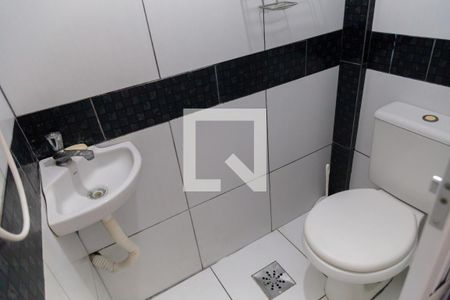 Banheiro de kitnet/studio à venda com 1 quarto, 20m² em Centro Histórico, Porto Alegre