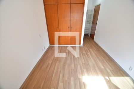 Quarto  de apartamento à venda com 1 quarto, 52m² em Botafogo, Campinas