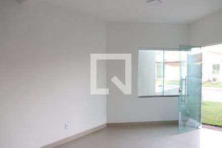 Sala de casa de condomínio para alugar com 3 quartos, 90m² em Jardim Nova Esperanca, Goiânia