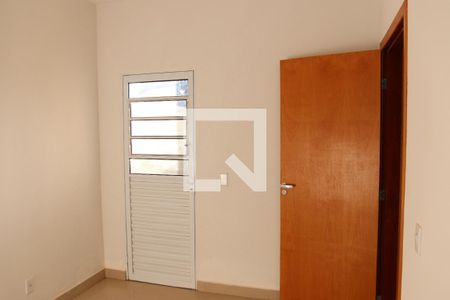 Quarto 1 de casa de condomínio para alugar com 3 quartos, 90m² em Jardim Nova Esperanca, Goiânia