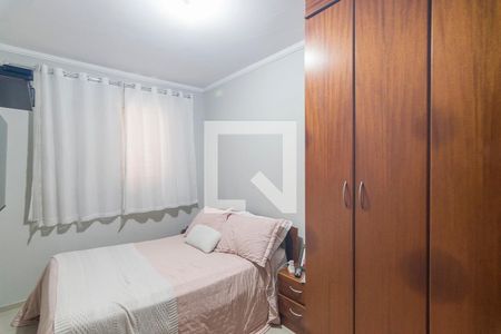 Quarto 1 de apartamento para alugar com 3 quartos, 69m² em Jardim Santo André, Santo André