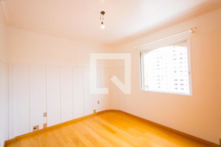 Quarto 1 - Suíte de apartamento à venda com 4 quartos, 137m² em Centro, Santo André