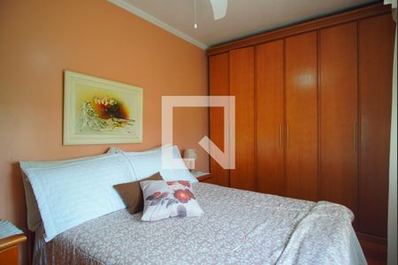 Quarto 1 de apartamento para alugar com 2 quartos, 72m² em Jardim Itu, Porto Alegre