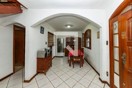 Sala 1 de casa à venda com 5 quartos, 180m² em Betânia, Belo Horizonte