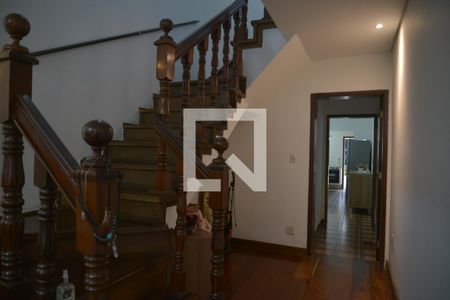 Sala de casa para alugar com 4 quartos, 140m² em Vila Humaitá, Santo André