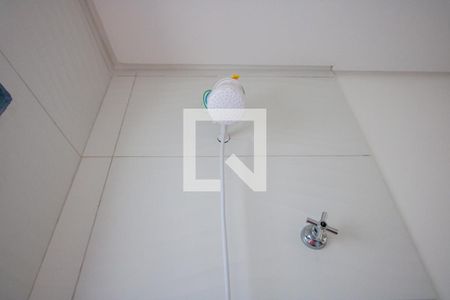 Banheiro de kitnet/studio à venda com 1 quarto, 23m² em Vila Bastos, Santo André