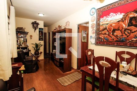 Sala de apartamento à venda com 3 quartos, 60m² em Sagrada Família, Belo Horizonte