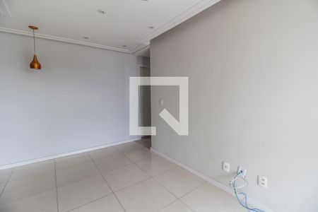 Sala  de casa para alugar com 2 quartos, 48m² em Vila Ester, Carapicuíba