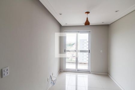 Sala  de casa para alugar com 2 quartos, 48m² em Vila Ester, Carapicuíba