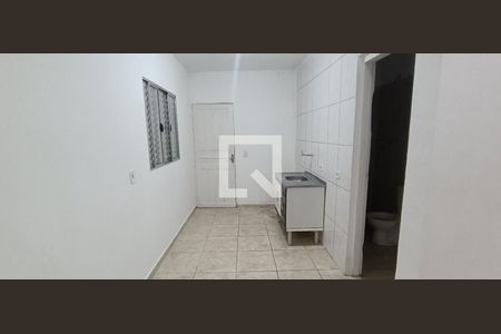 Sala/Cozinha de apartamento para alugar com 1 quarto, 40m² em Jardim Record, Taboão da Serra