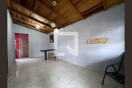 Sala de casa à venda com 2 quartos, 72m² em Santos Dumont, São Leopoldo