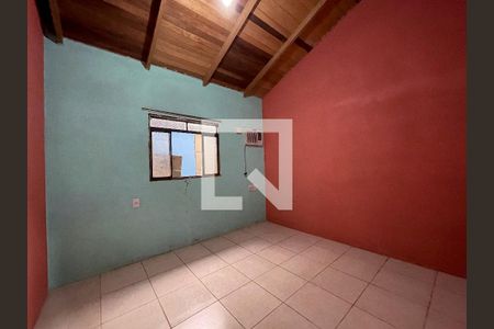 Quarto de casa à venda com 2 quartos, 72m² em Santos Dumont, São Leopoldo