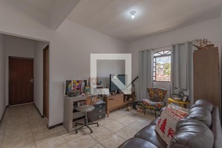 Sala de casa para alugar com 3 quartos, 190m² em Santa Monica, Belo Horizonte