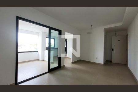 Sala de apartamento para alugar com 2 quartos, 85m² em Jardim Brasil, Campinas