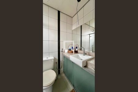 banheiro quarto 1 de apartamento para alugar com 3 quartos, 110m² em Colégio Batista, Belo Horizonte