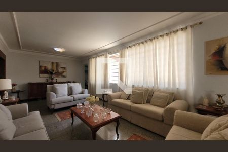 Sala de casa para alugar com 4 quartos, 300m² em Nova Campinas, Campinas