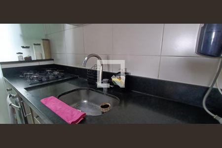 Cozinha de apartamento à venda com 3 quartos, 70m² em Parque Taboão, Taboão da Serra