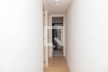 Corredor  de apartamento para alugar com 2 quartos, 45m² em Canhema, Diadema