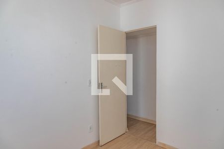 Quarto 1  de apartamento para alugar com 2 quartos, 45m² em Canhema, Diadema