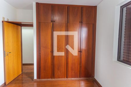 Armário da Suíte de apartamento para alugar com 3 quartos, 105m² em Santo Agostinho, Belo Horizonte