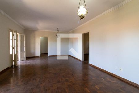 Sala de casa para alugar com 4 quartos, 270m² em Nova Campinas, Campinas