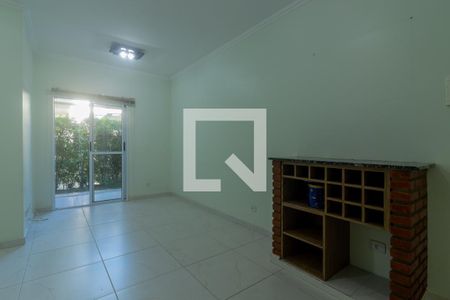 Sala de apartamento para alugar com 2 quartos, 60m² em Jardim Barbacena, Cotia