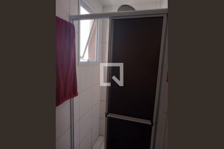 Banheiro de apartamento à venda com 2 quartos, 52m² em Vila Alzira, Guarulhos