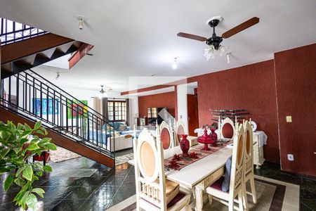 Sala de apartamento à venda com 4 quartos, 360m² em Camboinhas, Niterói