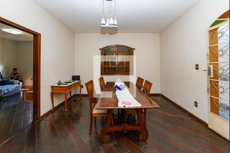 Sala 2 de casa para alugar com 3 quartos, 200m² em Alto Caiçaras, Belo Horizonte