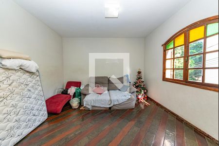 Sala 1 de casa para alugar com 3 quartos, 200m² em Alto Caiçaras, Belo Horizonte