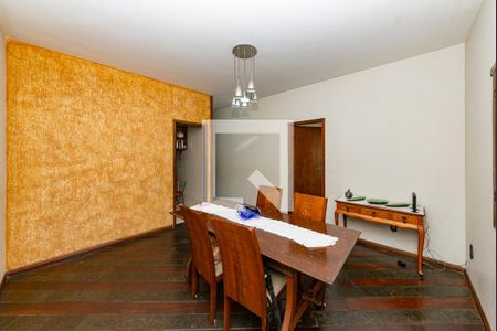 Sala 2 de casa para alugar com 3 quartos, 200m² em Alto Caiçaras, Belo Horizonte