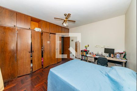 Suíte de casa para alugar com 3 quartos, 200m² em Alto Caiçaras, Belo Horizonte