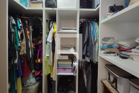 Closet da suíte de casa à venda com 2 quartos, 110m² em Parque Jambeiro, Campinas