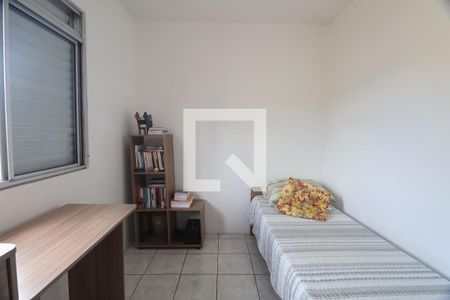 Quarto 2 de casa de condomínio à venda com 2 quartos, 42m² em Rio Branco, Canoas