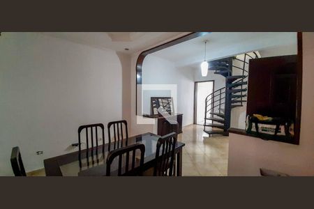 Sala  de casa para alugar com 3 quartos, 200m² em Vila Menck, Osasco