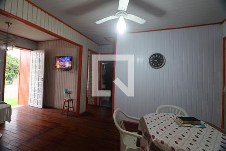 Sala de casa à venda com 4 quartos, 82m² em São José, Canoas