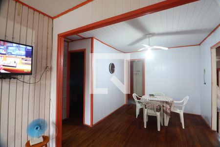 Sala de casa à venda com 4 quartos, 82m² em São José, Canoas