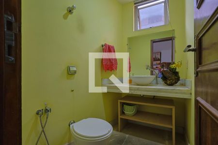 Lavabo de apartamento para alugar com 4 quartos, 180m² em Santo Agostinho, Belo Horizonte